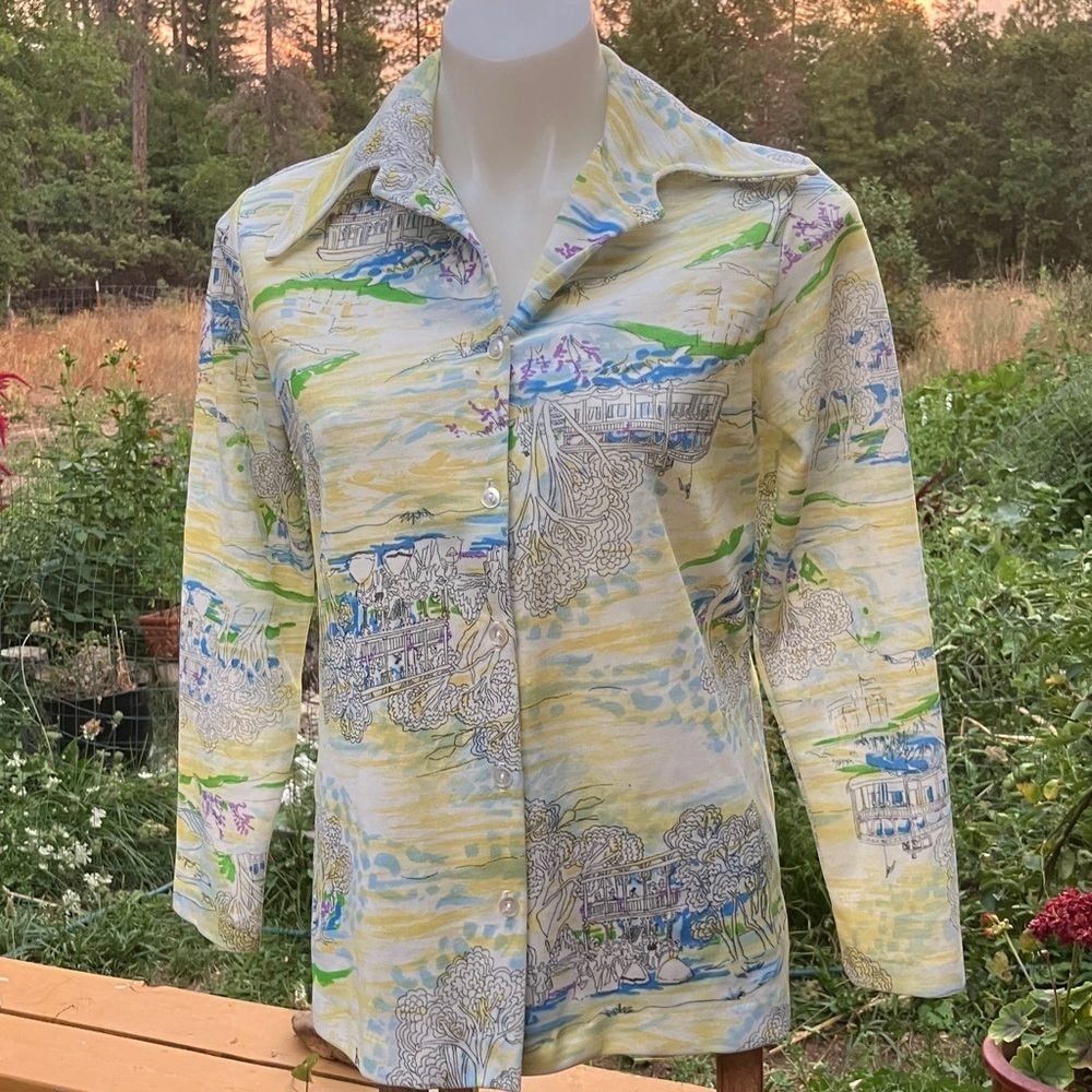 1970’s polyester women’s shirt with early 19th C sketch Tara Gone with the Wind
